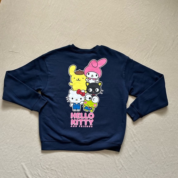 Hello Kitty Crewneck - Picture 5 of 7